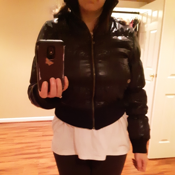 Short Hoodie Jacket - Picture 6 of 6